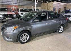 Nissan Versa